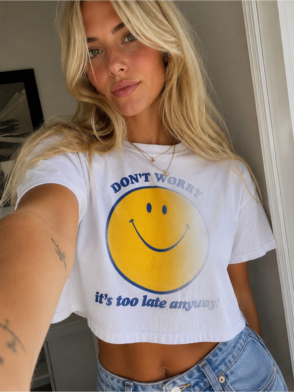 “MOTHER” Side Fade “Don't Worry' Smiley Cropped Tee